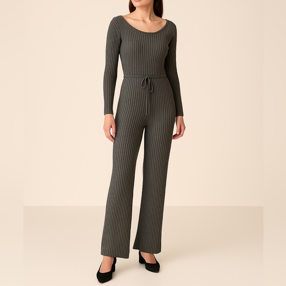 Cale‎ Charcoal Gray Louise Ribbed Wide Leg Jumpsuit - Picture 1 of 7